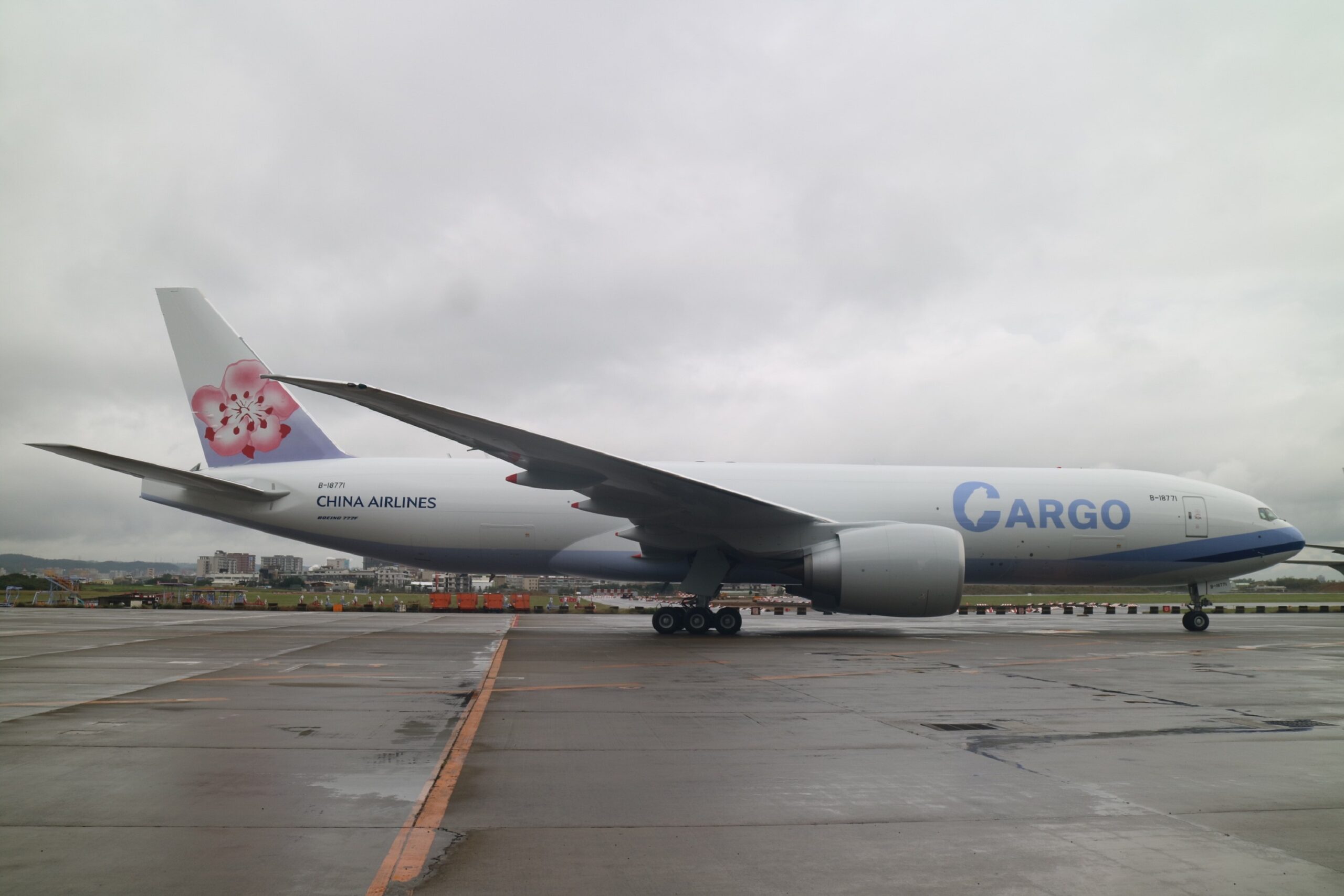 China Airlines Takes Delivery Of New Boeing 777 Freighter